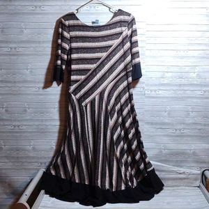 Flowing black tan dress vintage